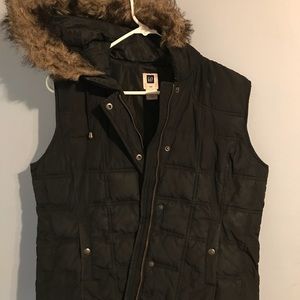 Gap Black vest with fur hood